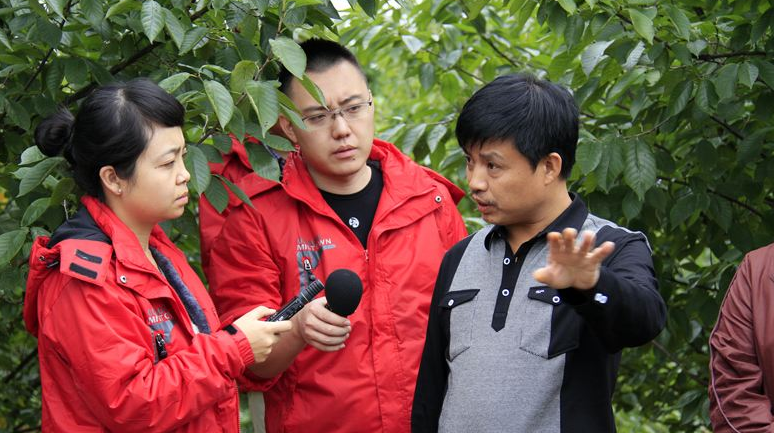 “复工复产大调研！上海旅游餐饮服务业陆续开门营业：经营者虽有信心 但经营状况还不容乐观”